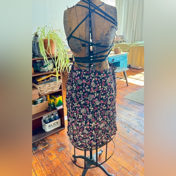 Rayon Floral Flirty Skirt - Picture 1 of 4